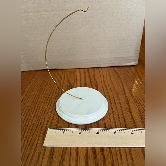 Hallmark Ornament Display Stand - Picture 3 of 11